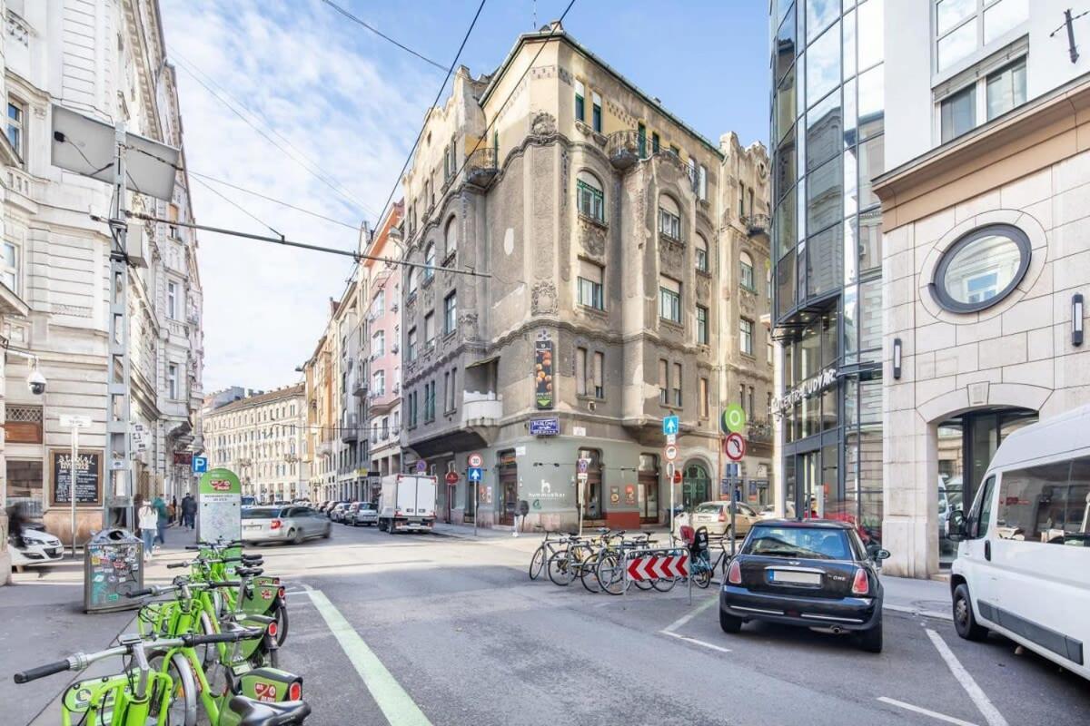 Apartman Extra Mini - Lively Neighborhood *